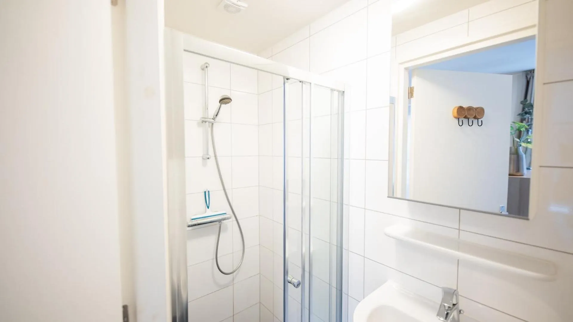 Delightful 2 Bedroom Apartment - Sd23L Eindhoven Netherlands