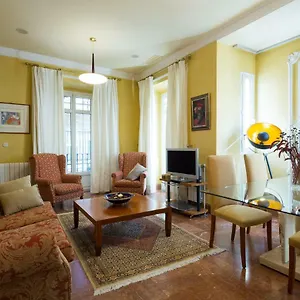 https://veoapartment-florentin-1-1.es-andalucia.com